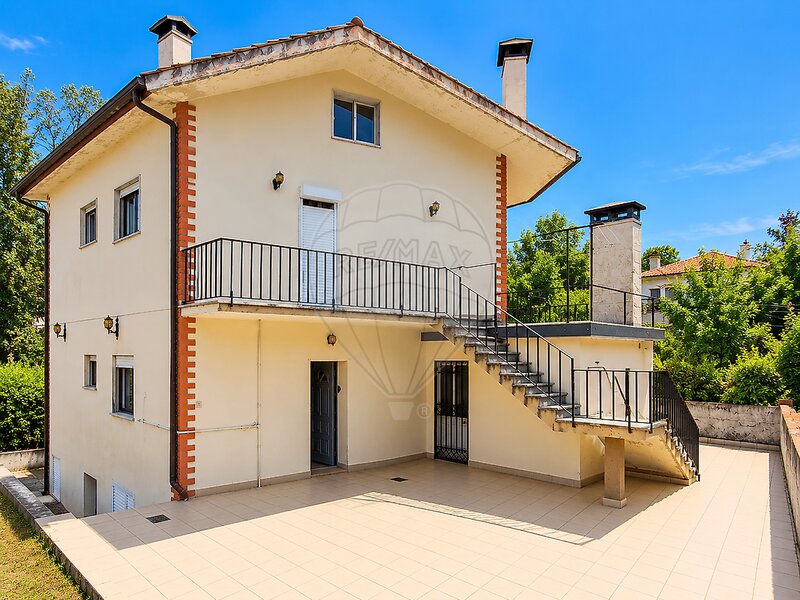 Moradia T6 à venda em Soure, Soure RE/MAX Portugal