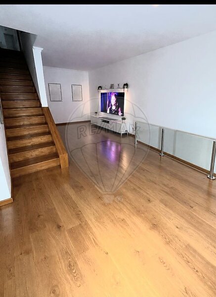 Apartamento T3 para arrendar em Cartaxo e Vale da Pinta, Cartaxo RE/MAX Portugal