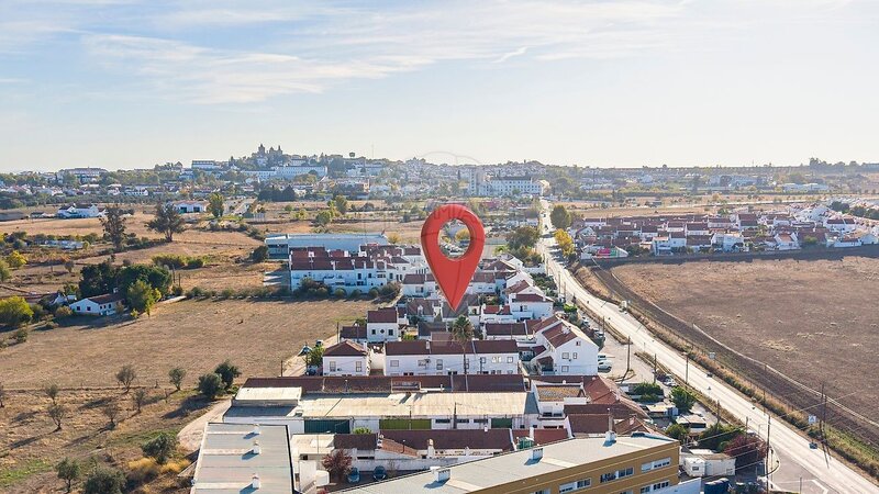 Moradia T2 à venda em Bacelo e Senhora da Saúde, Évora RE/MAX Portugal