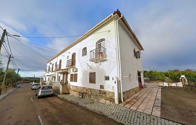 Moradia T3 à venda em Alandroal (Nossa Senhora da Conceição), São Brás dos Matos (Mina do Bugalho) e Juromenha (Nossa Senhora do Loreto), Alandroal RE/MAX Portugal