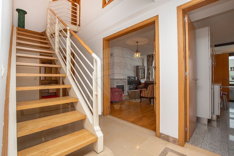 Apartamento T4 para arrendar em Lumiar, Lisboa RE/MAX Portugal