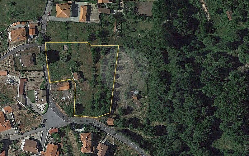 Terreno à venda em Couto de Baixo e Couto de Cima, Viseu RE/MAX Portugal