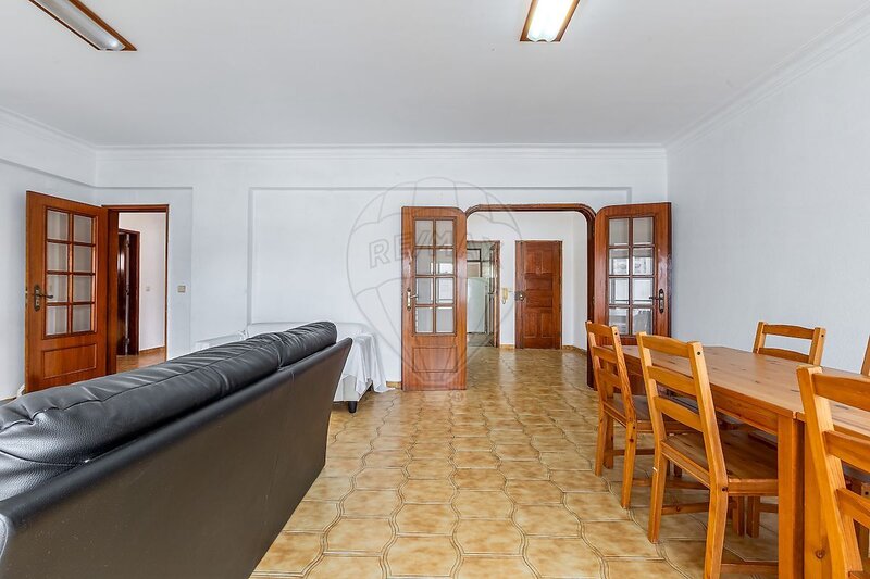 Apartamento T3 à venda em Almada, Cova da Piedade, Pragal e Cacilhas, Almada RE/MAX Portugal