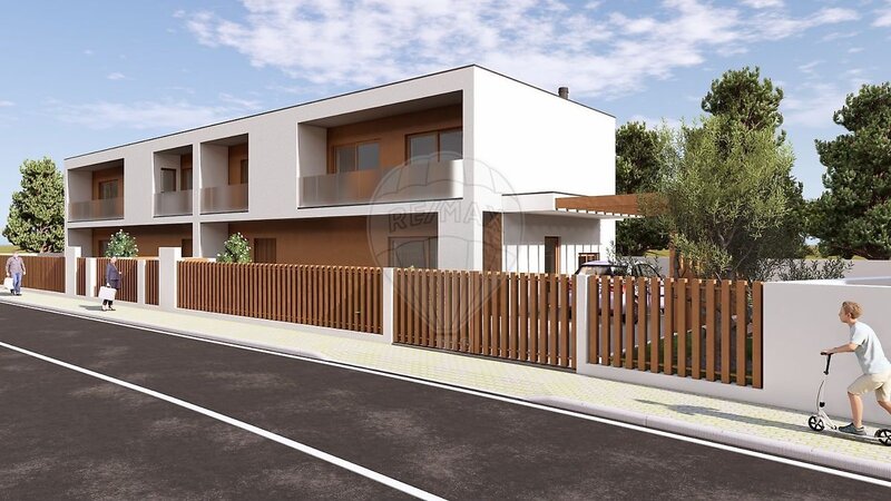 Moradia T3 à venda em Gulpilhares e Valadares, Vila Nova de Gaia RE/MAX Portugal