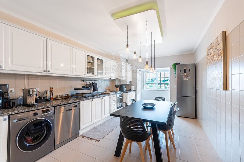 Apartamento T3 para arrendar em Rio de Mouro, Sintra RE/MAX Portugal