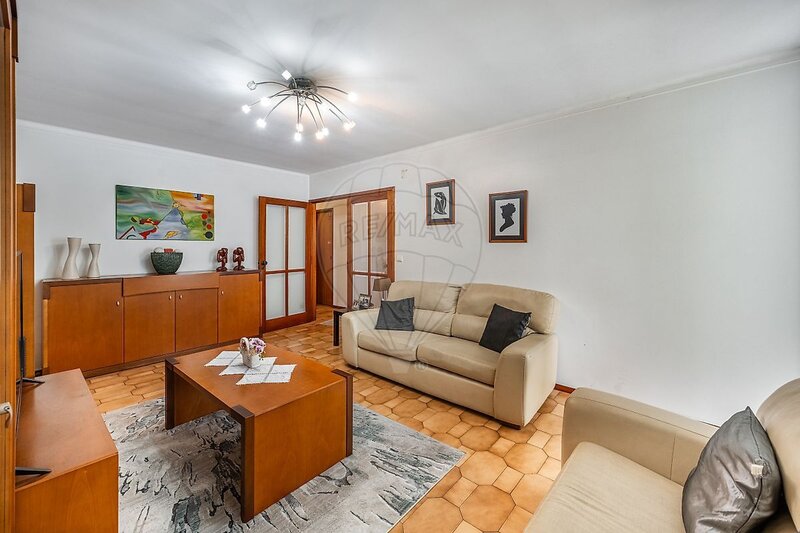 Apartamento T2 à venda em Caldelas, Guimarães RE/MAX Portugal
