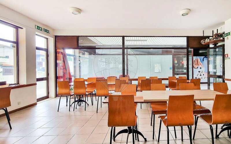 Loja à venda em Custóias, Leça do Balio e Guifões, Matosinhos RE/MAX Portugal