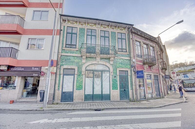Moradia T3 à venda em Campanhã, Porto RE/MAX Portugal