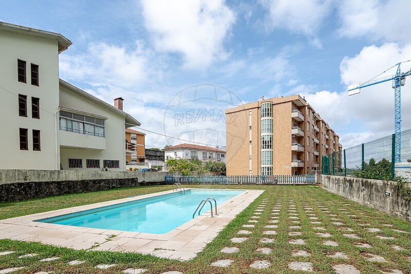 Apartamento T2 à venda em Gondomar (São Cosme), Valbom e Jovim, Gondomar RE/MAX Portugal