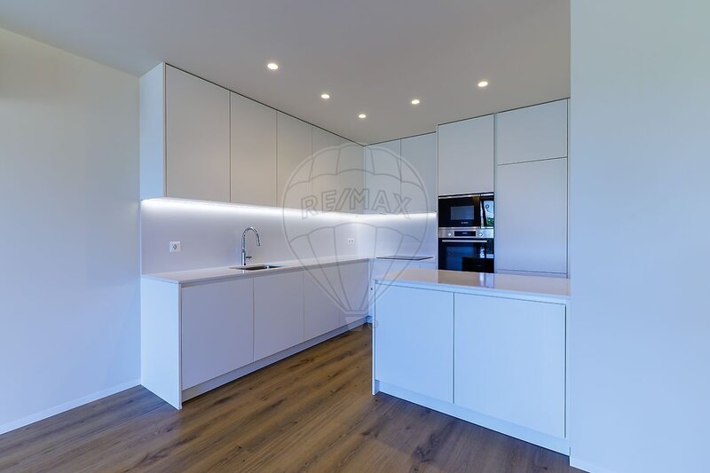 Apartamento T1 à venda em Mafamude e Vilar do Paraíso, Vila Nova de Gaia RE/MAX Portugal