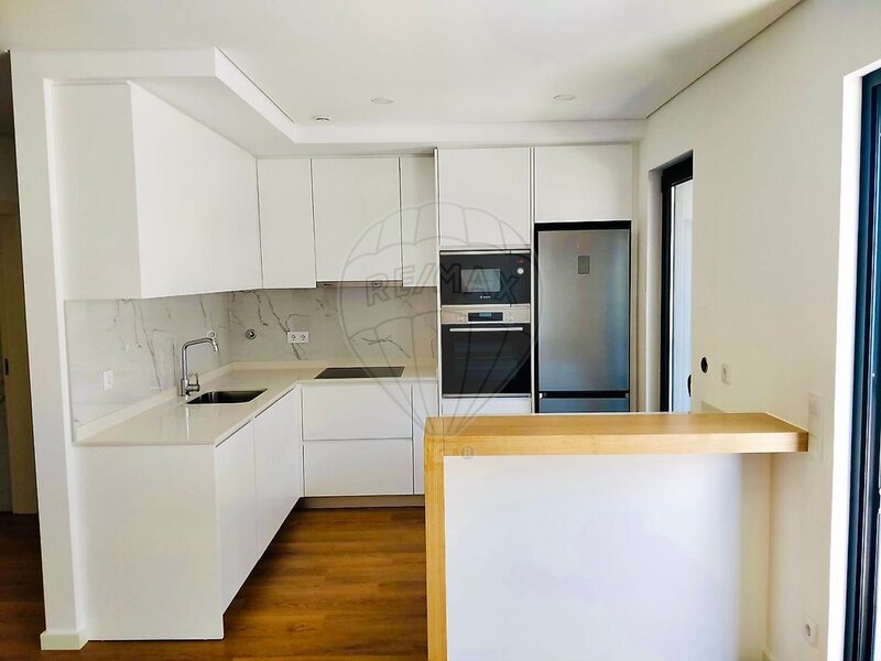 Apartamento T1 para arrendar em Creixomil, Guimarães RE/MAX Portugal