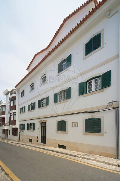 Duplex T4 de luxo à venda em Cascais e Estoril, Cascais RE/MAX Portugal