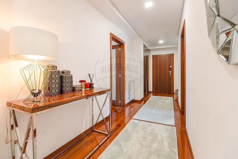 Apartamento T3 à venda em Matosinhos e Leça da Palmeira, Matosinhos RE/MAX Portugal
