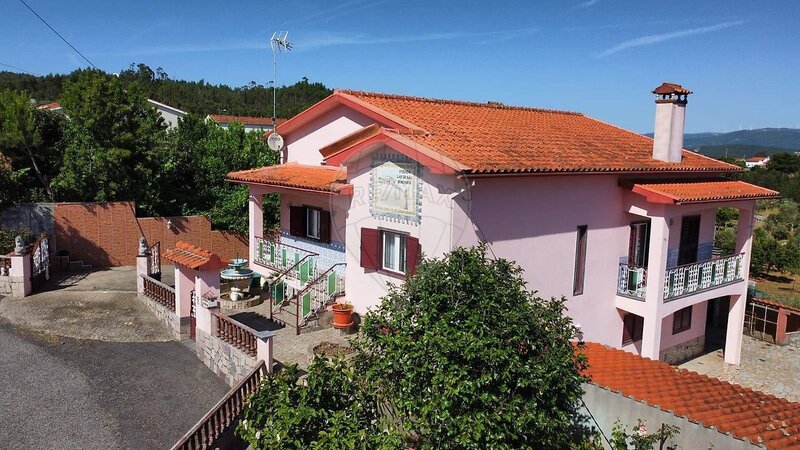 Moradia T3 à venda em Sertã, Sertã RE/MAX Portugal
