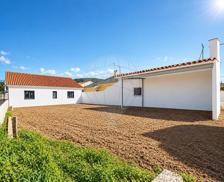 Moradia T3 à venda em Chafé, Viana do Castelo RE/MAX Portugal