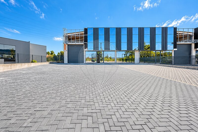 Armazém à venda em Lijó, Barcelos RE/MAX Portugal