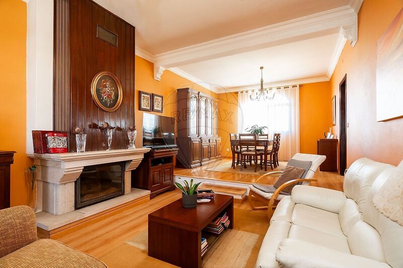 Moradia T3 à venda em Marinha Grande, Marinha Grande RE/MAX Portugal