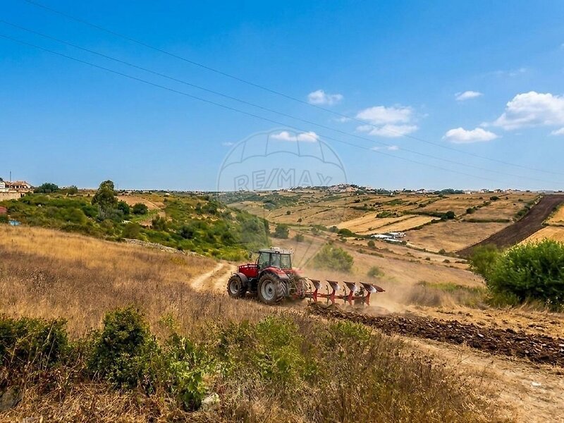 Terreno à venda em São João das Lampas e Terrugem, Sintra RE/MAX Portugal