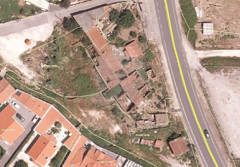 Terreno à venda em Lousa, Loures RE/MAX Portugal