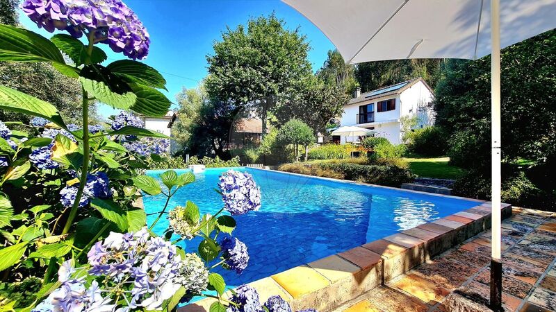 Quinta T3 à venda em Cabeceiras de Basto, Cabeceiras de Basto RE/MAX Portugal