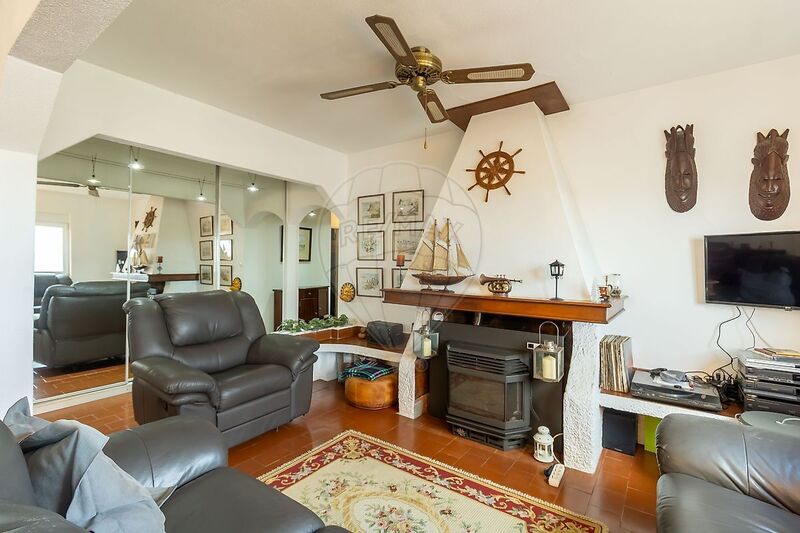 Apartamento T3 à venda em Santo António dos Cavaleiros e Frielas, Loures RE/MAX Portugal