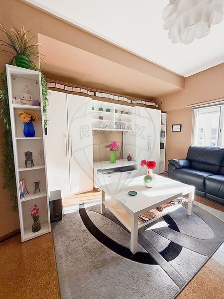 Apartamento T1 à venda em Santo António dos Cavaleiros e Frielas, Loures RE/MAX Portugal