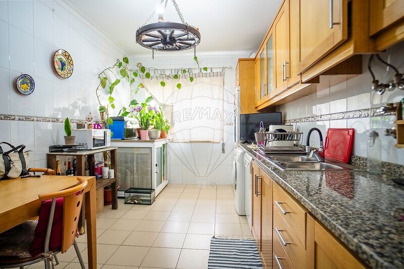 Apartamento T3 à venda em Tortosendo, Covilhã RE/MAX Portugal