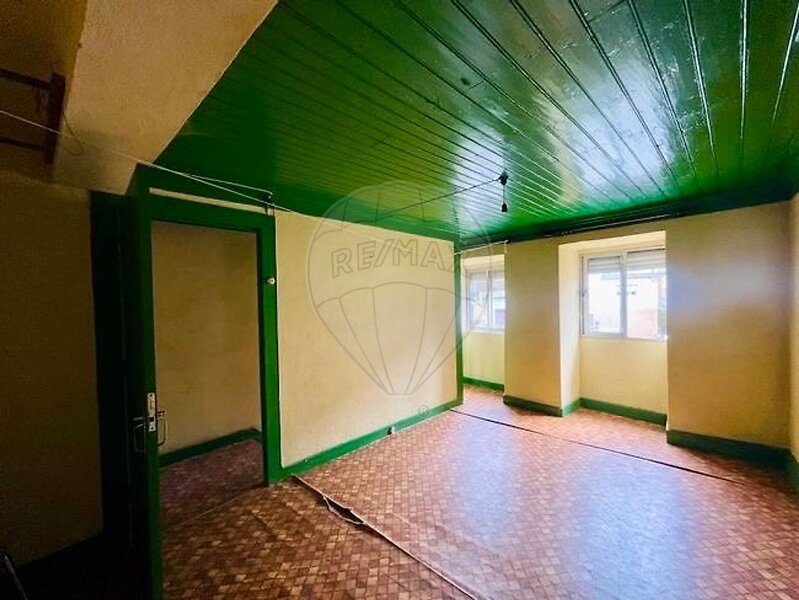 Moradia T4 à venda em Casegas e Ourondo, Covilhã RE/MAX Portugal