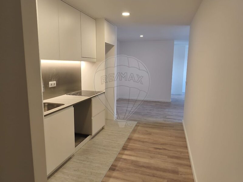 Apartamento para arrendar em Vila Nova de Famalicão e Calendário, Vila Nova de Famalicão RE/MAX Portugal