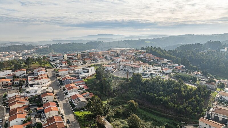 Terreno à venda em Bougado (São Martinho e Santiago), Trofa RE/MAX Portugal