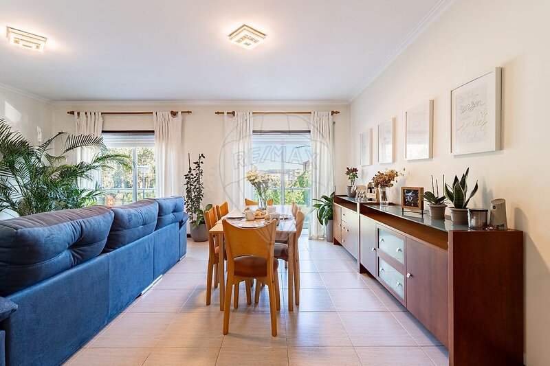 Apartamento T3 à venda em Mozelos, Santa Maria da Feira RE/MAX Portugal