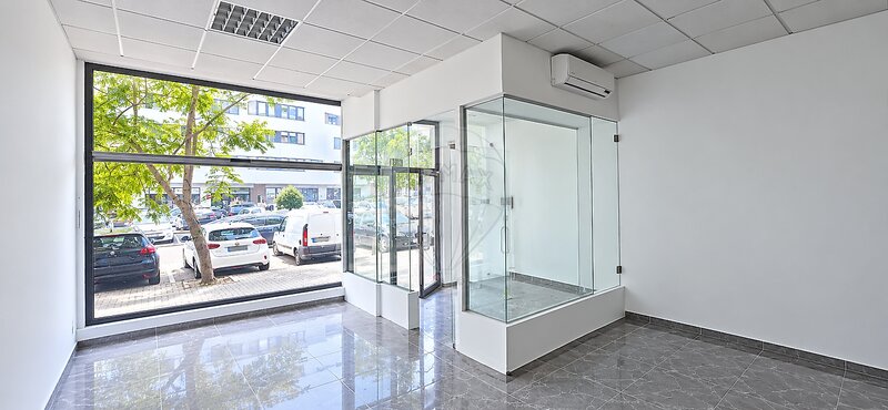 Loja para arrendar em Loures, Loures RE/MAX Portugal