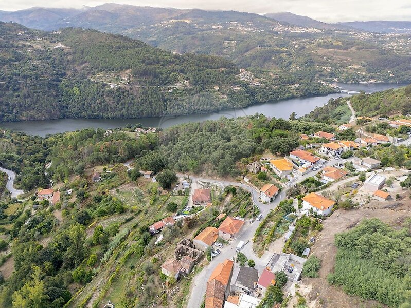 Terreno à venda em Ancede e Ribadouro, Baião RE/MAX Portugal