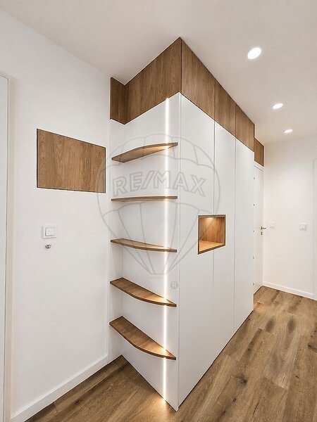 Apartamento T2 à venda em Benfica, Lisboa RE/MAX Portugal
