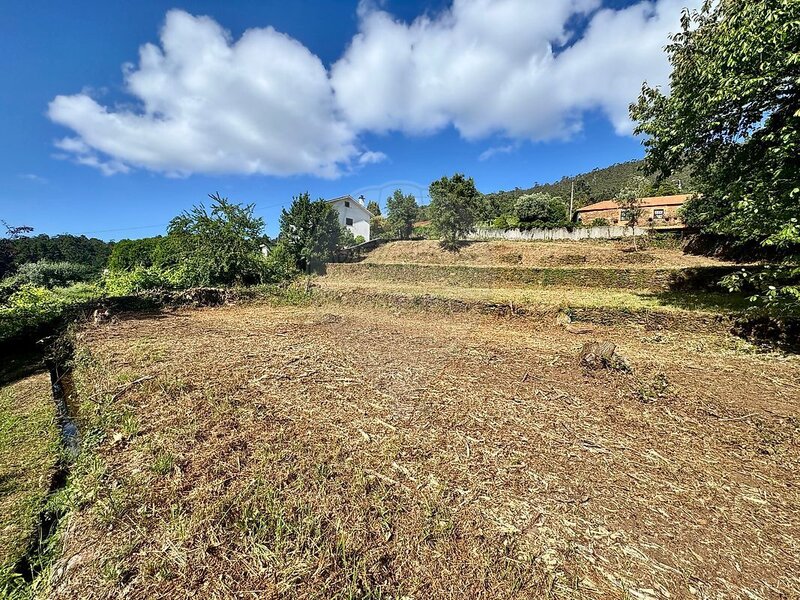 Grond met goedgekeurd project Argela Caminha - water, garage, elektriciteit