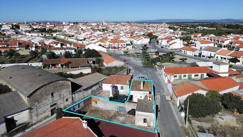 Moradia T2 à venda em Espírito Santo, Nossa Senhora da Graça e São Simão, Nisa RE/MAX Portugal