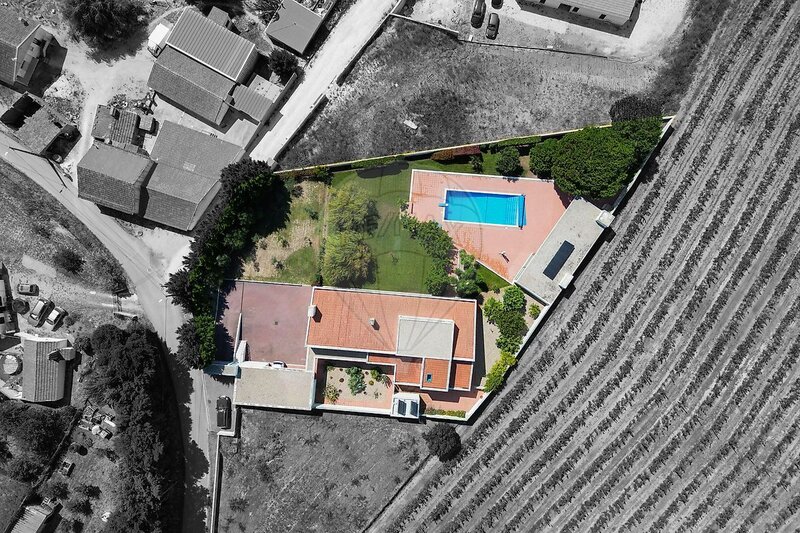 Moradia T5 à venda em Caldas da Rainha - Nossa Senhora do Pópulo, Coto e São Gregório, Caldas da Rainha RE/MAX Portugal