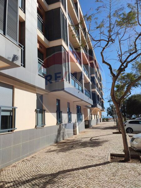 Apartamento T2 com vista mar Olhão à venda - ar condicionado, piscina, chão flutuante, equipado, varanda, vista mar, terraço
