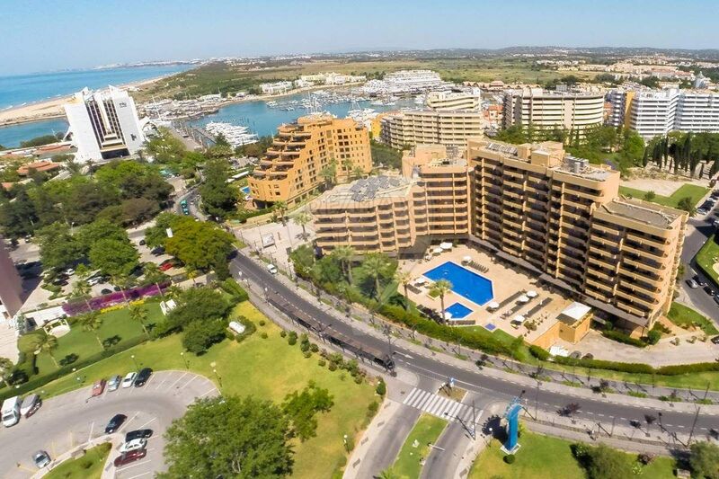 Apartamento T1 Quarteira Loulé - equipado, varanda, ar condicionado, piscina, terraço, vista mar, ténis, sauna