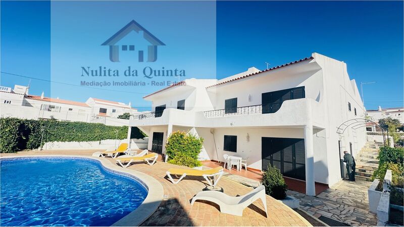 Prédio Albufeira - localização privilegiada, piscina, mobilado