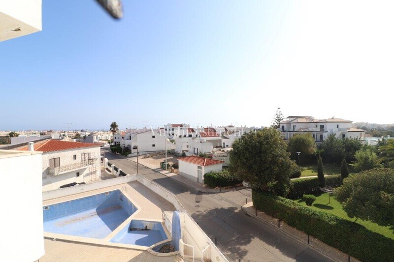 Apartment 1 bedrooms Correeira Albufeira - condominium, balcony, swimming pool, 2nd floor