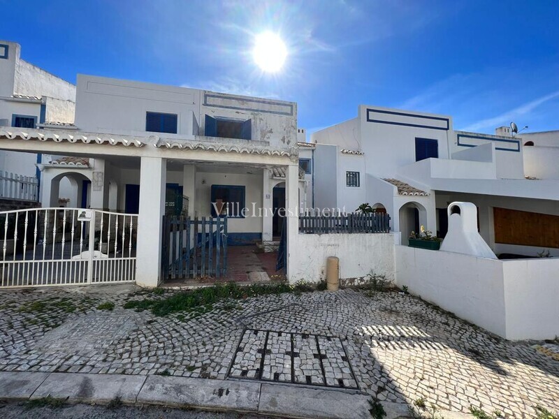 House Semidetached to recover 3 bedrooms Albufeira - balconies, backyard, balcony, terrace, quiet area
