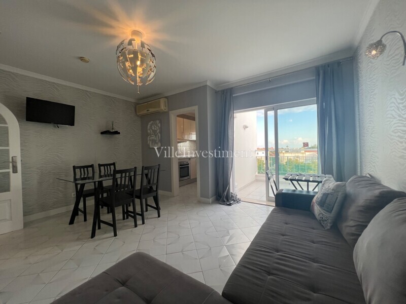 Apartment in a central area 1+1 bedrooms Albufeira - furnished, kitchen, balcony, swimming pool, 3rd floor
