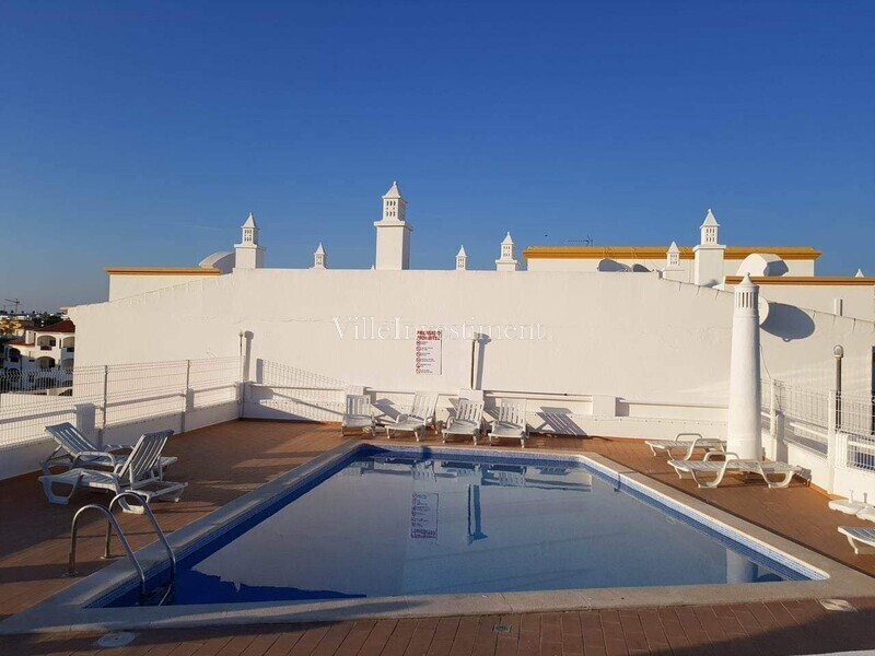 Apartment in a central area T1+1 Albufeira - furnished, kitchen, balcony, swimming pool, 3rd floor