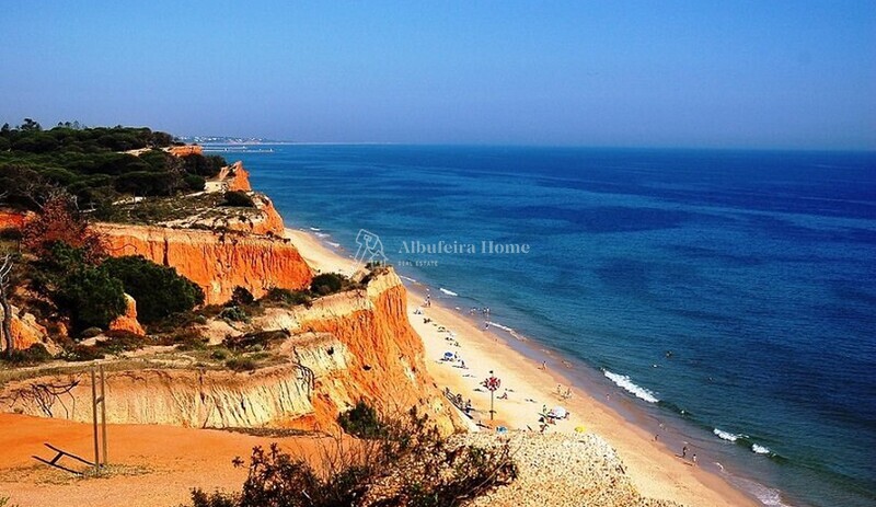 House nueva V3 Branqueira Albufeira - terrace, air conditioning, quiet area, balcony, garage, fireplace, equipped kitchen, balconies, solar panels