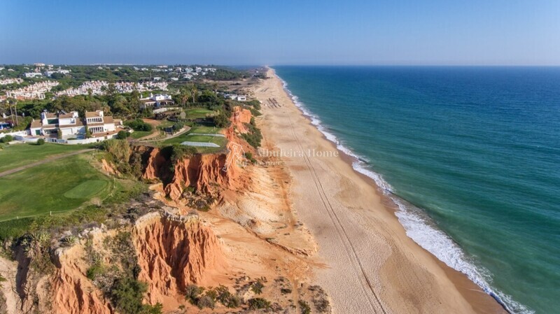 1000018308_praia-de-vale-do-lobo-long-view.jpg