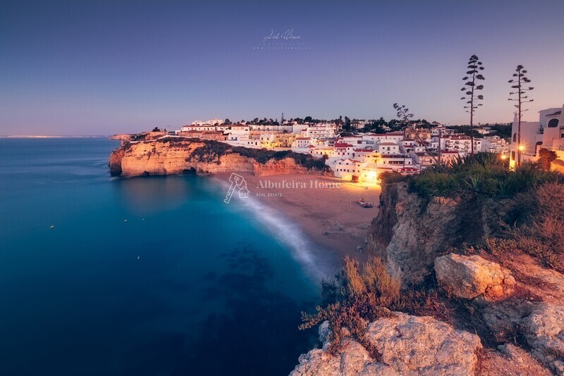 Prédio no centro Carvoeiro Lagoa (Algarve) - sótão, terraço