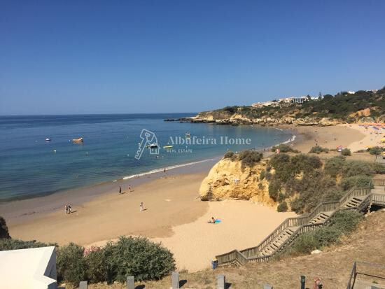 Apartment sea view T2 Albufeira - kitchen, double glazing, air conditioning, garage, gated community, sea view, equipped