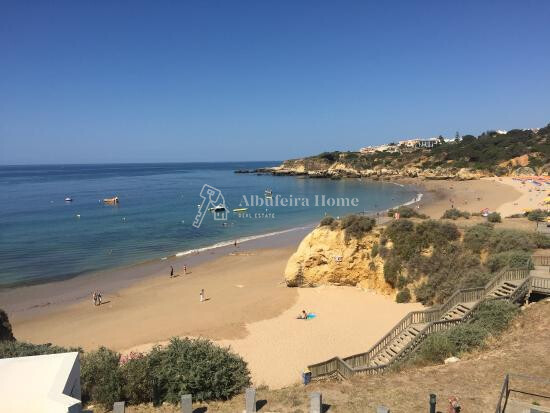 апартаменты с видом на море T2 Albufeira - экипированная кухня, двойные стекла, система кондиционирования, гараж, закрытый кондоминиум, вид на море, экипирован