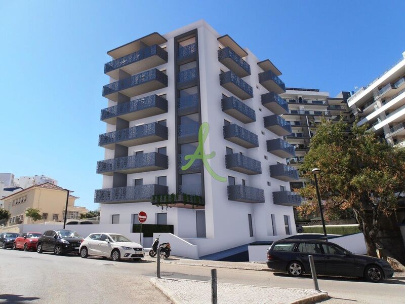 Apartment T2 Praia da Rocha Portimão - balcony, terrace, air conditioning, double glazing, solar panels